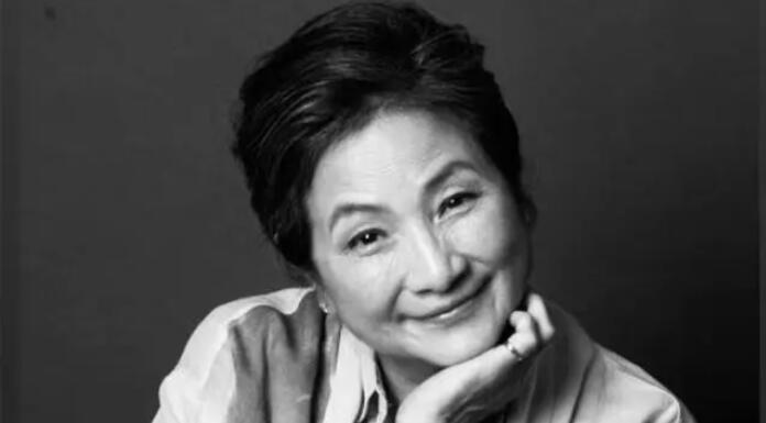眾藝人發文悼念鄭佩佩去世